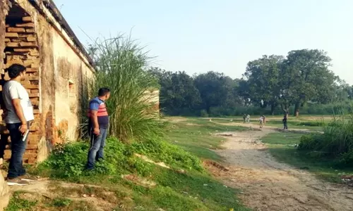 ‘നാല് ദിവസം മുന്നേ പോലീസ് മക്കളെ കൊണ്ട് പോയി’; അലിഗഡിലേത് വ്യാജ ഏറ്റുമുട്ടലെന്ന് കുടുംബങ്ങൾ 