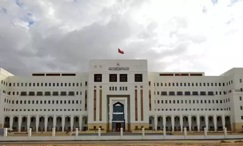 ഒളിച്ചോടിയ തൊഴിലാളികളുടെ വിവരങ്ങള്‍ പ്രസിദ്ധീകരിക്കുന്ന രീതിക്ക് മാറ്റം വരുത്തി ഒമാന്‍