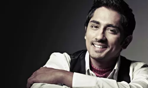 ‘മുന് ഫ്രഞ്ച് പ്രസിഡന്റ് നക്സലാണോ ജിഹാദിയാണോ എന്ന് കേന്ദ്രം ഉടന് കണ്ടെത്തും’ റാഫേലില് കേന്ദ്രത്തെ ട്രോളി നടന് സിദ്ധാര്ത്ഥ് ‘മുന് ഫ്രഞ്ച് പ്രസിഡന്റ് നക്സലാണോ ജിഹാദിയാണോ എന്ന് കേന്ദ്രം ഉടന് കണ്ടെത്തും’ റാഫേലില് കേന്ദ്രത്തെ ട്രോളി നടന് സിദ്ധാര്ത്ഥ്