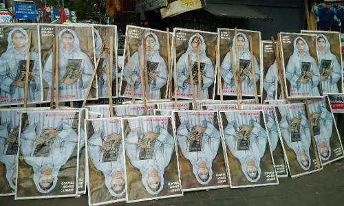 ബിഷപ്പിന്‍റെ അറസ്റ്റ് ആവശ്യപ്പെട്ടുള്ള കന്യാസ്ത്രീകളുടെ സമരം രണ്ടാഴ്ച പിന്നിട്ടു