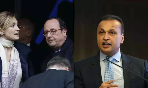 റാഫേൽ ചർച്ചകൾക്കിടയിൽ അംബാനി  ഒാലന്‍ഡിന്റെ പങ്കാളിക്ക്  വേണ്ടി  നിർമിച്ചത് രണ്ട് സിനിമകൾ  