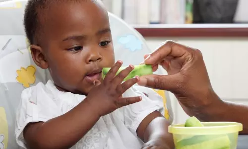 കുഞ്ഞിന് കൊടുക്കാൻ പാടില്ലാത്ത 10 തരം ഭക്ഷണങ്ങൾ കുഞ്ഞിന് കൊടുക്കാൻ പാടില്ലാത്ത 10 തരം ഭക്ഷണങ്ങൾ