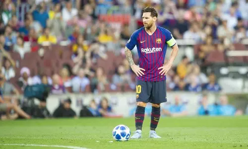 ഹാടിക്ര്, അതിലൊരു കിടിലന്‍ ഫ്രീകിക്ക് ഗോളും; മെസി മികവില്‍ ബാഴ്‌സ 