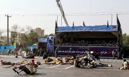 ഇറാനില്‍ സൈനിക പരേഡിനു നേരെ ഭീകരാക്രമണം; 29 പേര്‍ കൊല്ലപ്പെട്ടു