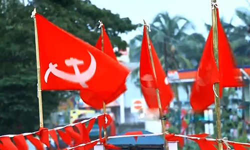 പീഡന ആരോപണവും അഴിമതിക്കേസുകളും പാലക്കാട് സി.പി.എമ്മിനെ പ്രതിരോധത്തിലാക്കുന്നു