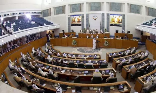 നിര്‍ണായകമായ കുവെെത്ത് പാര്‍ലമെന്റ് ഒക്ടോബര്‍ 30ന് ചേരും