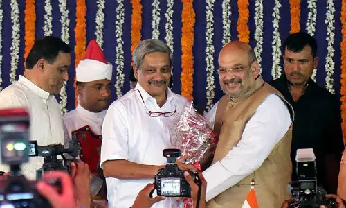 ഗോവയിലെ രാഷ്ട്രീയ പ്രതിസന്ധി; പ്രശ്നം പരിഹരിക്കാനാകാതെ ബിജെപി  