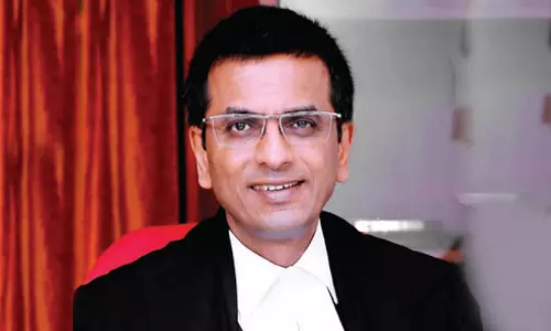 ആക്ടിവിസ്റ്റുകളെ അറസ്റ്റ് ചെയ്തതില്‍ ഗൂഡാലോചനയുണ്ടോയെന്ന് അന്വേഷിക്കണം: ജസ്റ്റിസ് ചന്ദ്രചൂഡ്