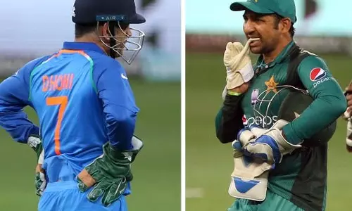 ധോണിക്ക് പഠിച്ച് തോറ്റുപോയ പാക് ക്യാപ്റ്റന്‍