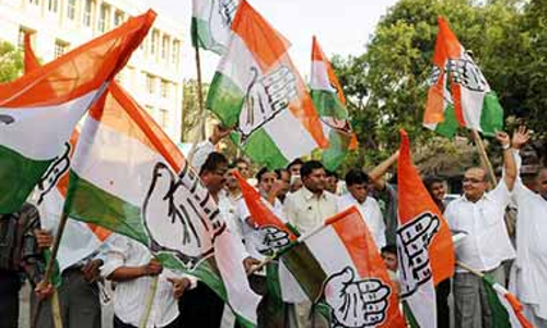 ശബരിമല സ്ത്രീ പ്രവേശനവിഷയത്തില്‍ വിശ്വാസികളുടെ വികാരത്തിനൊപ്പമെന്ന് കോണ്‍ഗ്രസ്