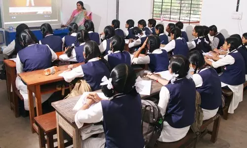 അധ്യാപകരുടെ പ്രവർത്തന മികവും വിദ്യാർഥികളുടെ അക്കാഡമിക് നിലവാരവും അളക്കാൻ പരിശോധന