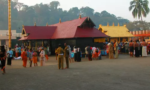 ആര്ത്തവകാലത്തും സ്ത്രീകള്ക്ക് ഇനി ക്ഷേത്രങ്ങളില് പ്രവേശിക്കാം ആര്ത്തവകാലത്തും സ്ത്രീകള്ക്ക് ഇനി ക്ഷേത്രങ്ങളില് പ്രവേശിക്കാം