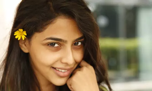 ‘മുൻപ് ഫാനിസം കൂടിയപ്പോയിട്ട കമന്റാണത്, മനസ്സ് കൊണ്ട് ക്ഷമ ചോദിക്കുന്നു’; മാപ്പ് പറഞ്ഞ് ഐശ്വര്യ ലക്ഷ്മി ‘മുൻപ് ഫാനിസം കൂടിയപ്പോയിട്ട കമന്റാണത്, മനസ്സ് കൊണ്ട് ക്ഷമ ചോദിക്കുന്നു’; മാപ്പ് പറഞ്ഞ് ഐശ്വര്യ ലക്ഷ്മി