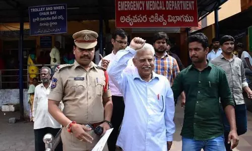 ഭീമ കോറേഗാവ് കേസ്: അറസ്റ്റും അന്വേഷണവുമായി മുന്നോട്ടുപോകാമെന്ന് സുപ്രീംകോടതി