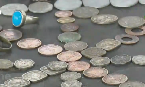 198 രാജ്യങ്ങളിലെ നാണയങ്ങളുടെയും കറന്‍സികളുടെയും ശേഖരവുമായി അരവിന്ദാക്ഷന്‍