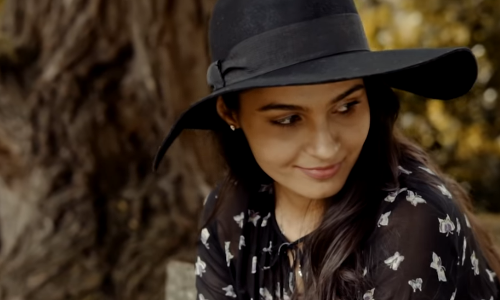 വരികളെഴുതിയത് ആന്‍ഡ്രിയ, പാടിയതും അഭിനയിച്ചതും ആന്‍ഡ്രിയ തന്നെ