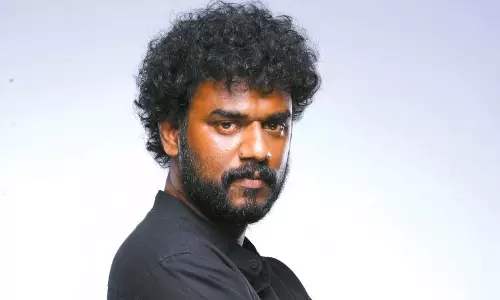 ദിനേഷ് പ്രഭാകര്‍ നായകനാകുന്നു; ‘പ്രകാശന്റെ മെട്രോ’യുടെ ഫസ്റ്റ്‍ലുക്ക് പോസ്റ്റര്‍ പുറത്ത്