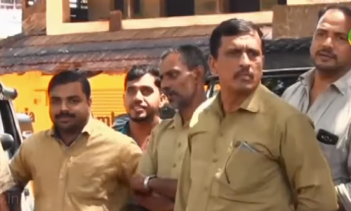 ഈ ഡ്രൈവര്‍മാര്‍ മുത്തുകളാണ്; നിത്യരോഗികള്‍ക്ക് സൌജന്യ യാത്രയൊരുക്കി കറുത്തപറമ്പിലെ ഓട്ടോ തൊഴിലാളികള്‍