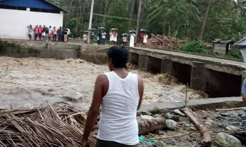 മട്ടിമലയില്‍ ഉരുള്‍പൊട്ടി; കണ്ണപ്പന്‍ കുണ്ടില്‍ മലവെള്ളപ്പാച്ചില്‍