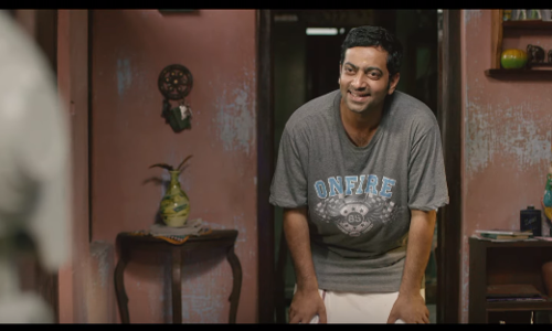 റോബോട്ട്, അപ്പൊ ക്രിസ്ത്യാനിയാണല്ലേ... ചിരി പടര്‍ത്തി ആന്‍ഡ്രോയിഡ് കുഞ്ഞപ്പന്‍റെ സ്നീക് പീക്ക്