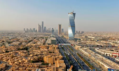 വിഷന്‍ 2030 യാഥാര്‍ത്ഥ്യമാക്കാന്‍ സൗദിയില്‍ ആരംഭിക്കുന്നത് പുതിയ 700 പദ്ധതികള്‍