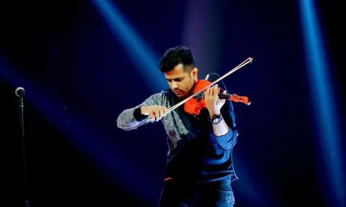 ബാലഭാസ്കറിന്റെ വിയോഗത്തില് അനുശോചിച്ച് മുഖ്യമന്ത്രി ബാലഭാസ്കറിന്റെ വിയോഗത്തില് അനുശോചിച്ച് മുഖ്യമന്ത്രി