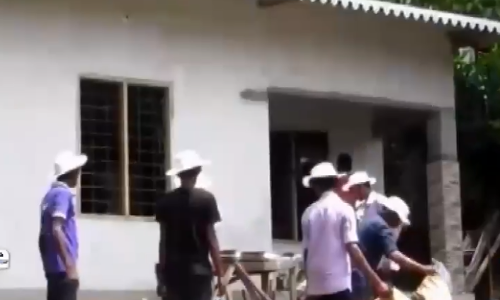 നിര്‍ധനരായ പൂര്‍വ്വ വിദ്യാര്‍ഥികള്‍ക്ക് വീട് നിര്‍മ്മിച്ചു നല്‍കി സ്കൂള്‍ കുട്ടികളുടെ സ്നേഹോപഹാരം