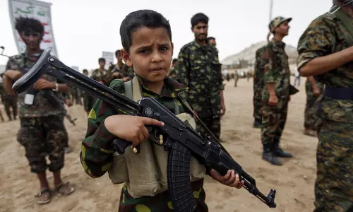 ഹൂതികളെ ഭീകരരായി പ്രഖ്യാപിച്ച് യുദ്ധം അവസാനിപ്പിക്കാന്‍ അമേരിക്ക