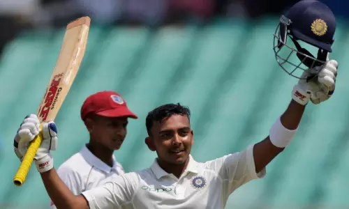 “അല്‍പം സച്ചിന്‍, അല്‍പം സെവാഗ്, അല്‍പം ലാറ.. അതാണ് പൃഥ്വി ഷാ” രവി ശാസ്ത്രി പറയുന്നു