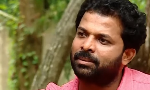 സ്കൂള്‍ കലോത്സവങ്ങളിലെ സ്ഥിരം സാന്നിധ്യം മണിവര്‍ണ്ണന്റെ വിശേഷങ്ങള്‍ 