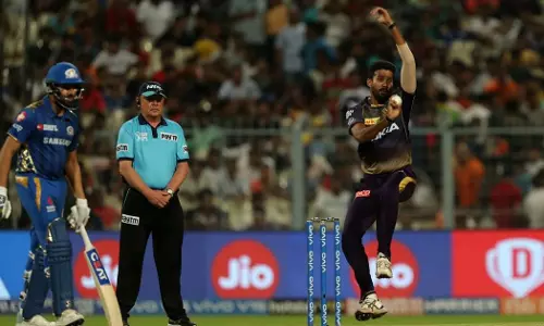 ഐ.പി.എല്ലില് അരങ്ങേറ്റം കുറിച്ച് സന്ദീപ് വാര്യര് ഐ.പി.എല്ലില് അരങ്ങേറ്റം കുറിച്ച് സന്ദീപ് വാര്യര്