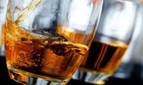 വയനാട്ടില്‍ മദ്യം കഴിച്ച് 3 പേര്‍ മരിച്ചത് ആളുമാറിയുള്ള കൊലപാതകം