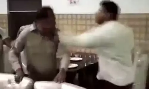 എസ്.ഐയെ ബി.ജെ.പി കൗണ്‍സിലര്‍ ക്രൂരമായി തല്ലിച്ചതക്കുന്നതിന്‍റെ ദൃശ്യങ്ങള്‍ പുറത്ത്