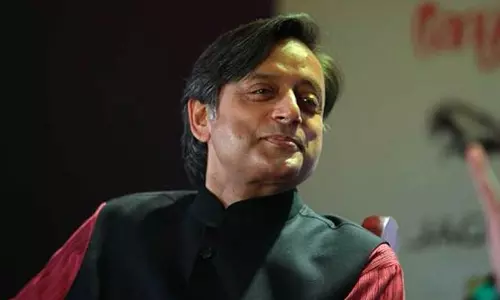 എന്നോട് ക്ഷമിക്കണം, നിങ്ങള്‍ക്ക്  ‘ഹിപ്പോപൊട്ടൊമന്‍സ്‌ട്രൊസെസ്‌ക്വി പെദലിയോഫോബിയ’ ഉണ്ടാകുമെന്ന് ഞാന്‍ കരുതിയില്ല!! വീണ്ടും ശശി തരൂര്‍