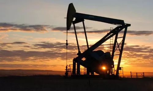 ഇറാന് മേല്‍ അമേരിക്കയുടെ ഉപരോധം; ഇറാനില്‍ നിന്ന് എണ്ണ വാങ്ങുമെന്ന് ഇന്ത്യ