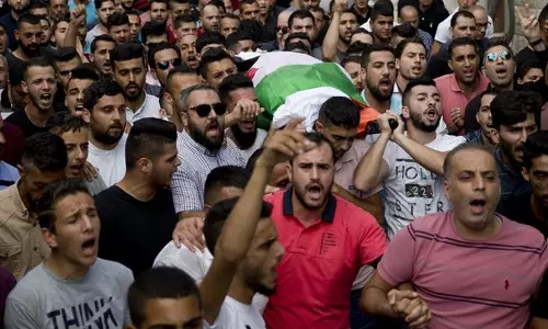 വെസ്റ്റ് ബാങ്കില് ഇസ്രായേലികള് നടത്തിയ കല്ലേറില് ഫലസ്തീന് യുവതി കൊല്ലപ്പെട്ടു വെസ്റ്റ് ബാങ്കില് ഇസ്രായേലികള് നടത്തിയ കല്ലേറില് ഫലസ്തീന് യുവതി കൊല്ലപ്പെട്ടു