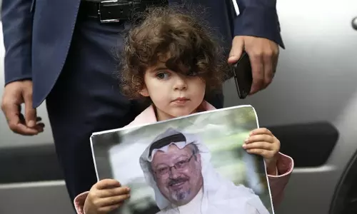 മാധ്യമ പ്രവര്ത്തകന്റെ തിരോധാനം; സൗദി കോണ്സുലേറ്റില് പരിശോധന മാധ്യമ പ്രവര്ത്തകന്റെ തിരോധാനം; സൗദി കോണ്സുലേറ്റില് പരിശോധന