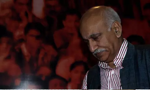 ലൈംഗികാരോപണം; എം.ജെ അക്ബറിനെ മന്ത്രി സ്ഥാനത്ത് നിന്ന് നീക്കിയേക്കും   