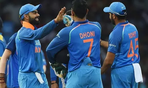 ഏകദിന ടീമിനെ ഇന്ത്യ പ്രഖ്യാപിച്ചു, ബൗളിംങ് നിരയില് പരീക്ഷണം ഏകദിന ടീമിനെ ഇന്ത്യ പ്രഖ്യാപിച്ചു, ബൗളിംങ് നിരയില് പരീക്ഷണം