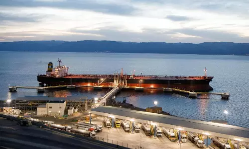 ഇറാനെതിരായ ഉപരോധ നടപടി ശക്തമാക്കുന്നതിനിടെ സൗദി അറേബ്യയുടെ എണ്ണ കയറ്റുമതി വരുമാനം കുത്തനെ കൂടുന്നു