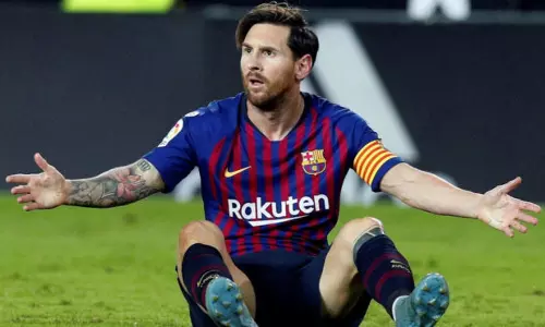 ബാലന്‍ ഡിഓറില്‍ മെസിക്ക് വമ്പന്‍ ഭൂരിപക്ഷം; ആരാധക വോട്ടെടുപ്പ് റദ്ദാക്കിയത് വിവാദത്തില്‍ 