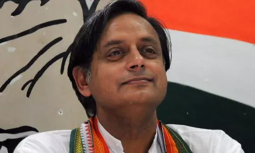 ‘കടുത്ത പ്രയോഗ’ത്തിന്‍റെ കാരണം വെളിപ്പെടുത്തി ശശി തരൂര്‍