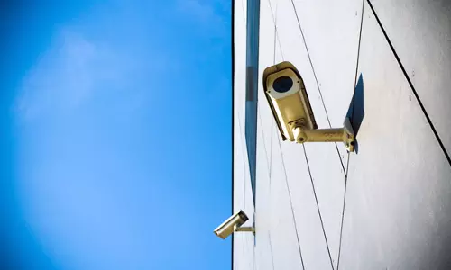 മാലിന്യം തള്ളുന്നവരെ പിടിക്കാന്‍ മോട്ടോര്‍വാഹനവകുപ്പ്; സി.സി.ടി.വി ക്യാമറകള്‍ സ്ഥാപിക്കും