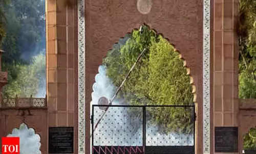 കാശ്മീരില്‍ അലിഗഡ് സര്‍വകലാശാല വിദ്യാര്‍ത്ഥികള്‍ക്കെതിരെ രാജ്യദ്രോഹക്കേസ്