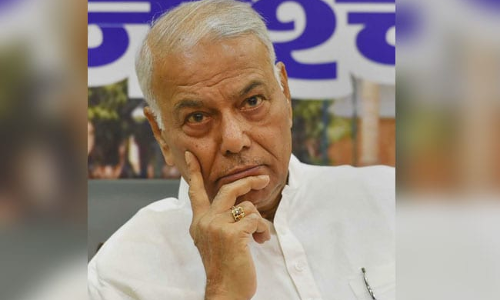 ‘മോദിജീ, ഐ.സി.യുവിലാണെന്ന് താങ്കള്‍ അന്ന് പറഞ്ഞ ഇന്ത്യന്‍ രൂപ ഇപ്പോള്‍ കോമയിലാണ്’ പരിഹാസവുമായി യശ്വന്ത് സിന്‍ഹ