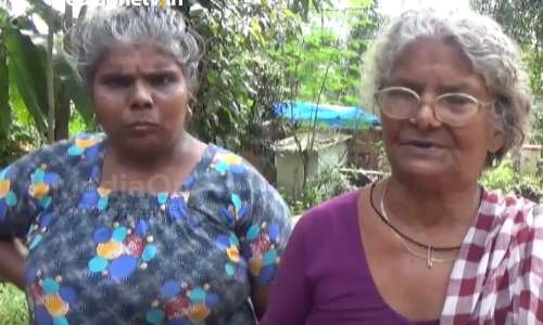 മാനസിക രോഗിയായ മകള്‍ക്കും നിത്യരോഗിയായ മകനുമൊപ്പം കാറ്റ് തകര്‍ത്ത വീടിന് മുന്നില്‍ നെഞ്ചുലഞ്ഞ് 76കാരിയായ ഒരമ്മ