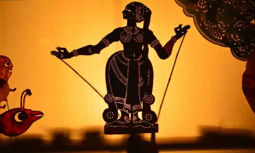 ബിനാലെയില്‍ കയ്യടി നേടി തോല്‍പ്പാവക്കൂത്ത്