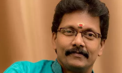 പുതുരാഗങ്ങൾ തീർത്ത സംഗീതജ്ഞൻ; വിശേഷങ്ങളുമായി പ്രണവം മധു