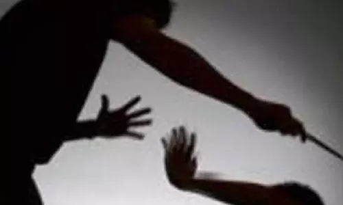 ടാക്സി ഡ്രൈവറെ മർദ്ദിച്ച് അക്രമി സംഘം കടന്ന് കളഞ്ഞതായി പരാതി