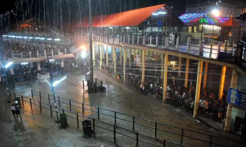 ശബരിമല ദര്‍ശനം ആവശ്യപ്പെട്ട് ഇന്ന് യുവതികള്‍ എത്തിയിട്ടില്ലെന്ന് കലക്ടര്‍ 